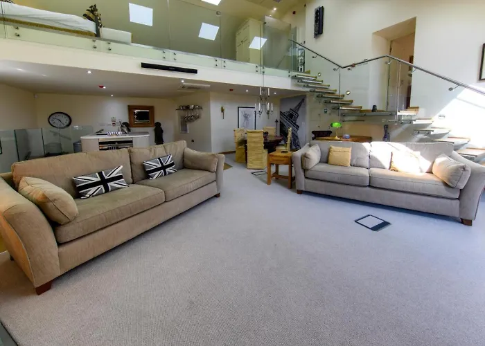 2 Bed In Oc-65305 דירה *